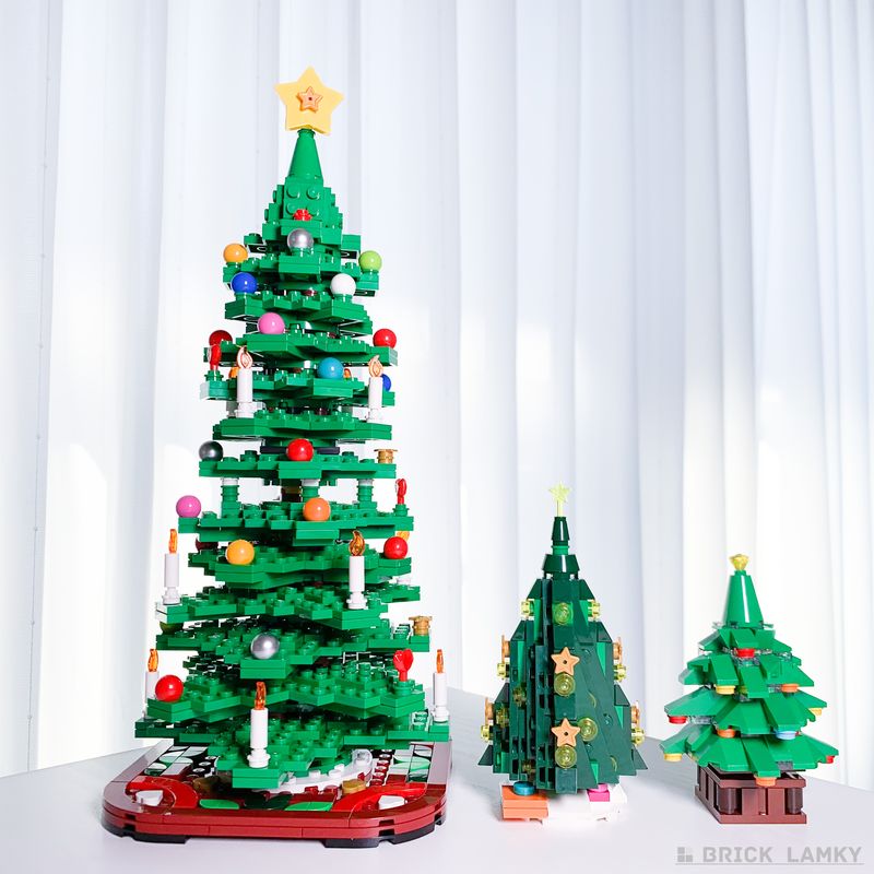 「レゴ クリスマスツリー 40573」「レゴ クリスマスの街 10308」「レゴ サンタがやってくる 10293」のツリー