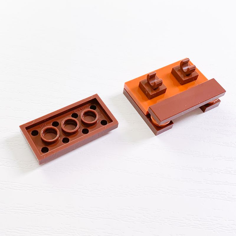 「レゴ（LEGO）ハリーポッター 30392 ハーマイオニーの勉強机」の机の組立４