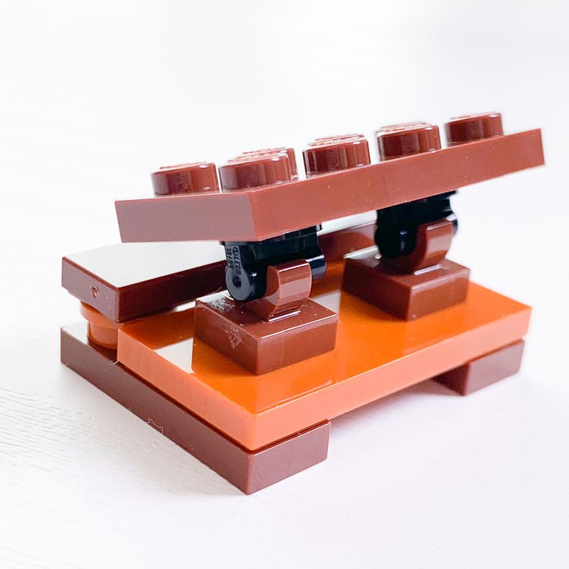 「レゴ（LEGO）ハリーポッター 30392 ハーマイオニーの勉強机」の机の組立６