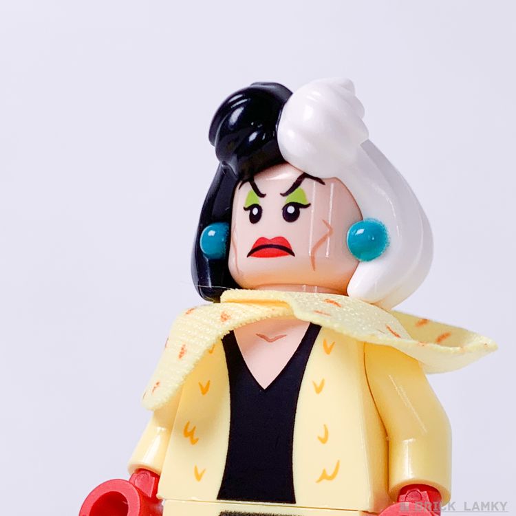 「レゴ ミニフィギュア ディズニー100（71038）」のクルエラの怒り顔