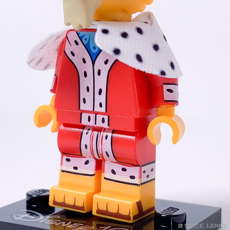 「レゴ ミニフィギュア ディズニー100（71038）」のプリンス・ジョンの服の正面