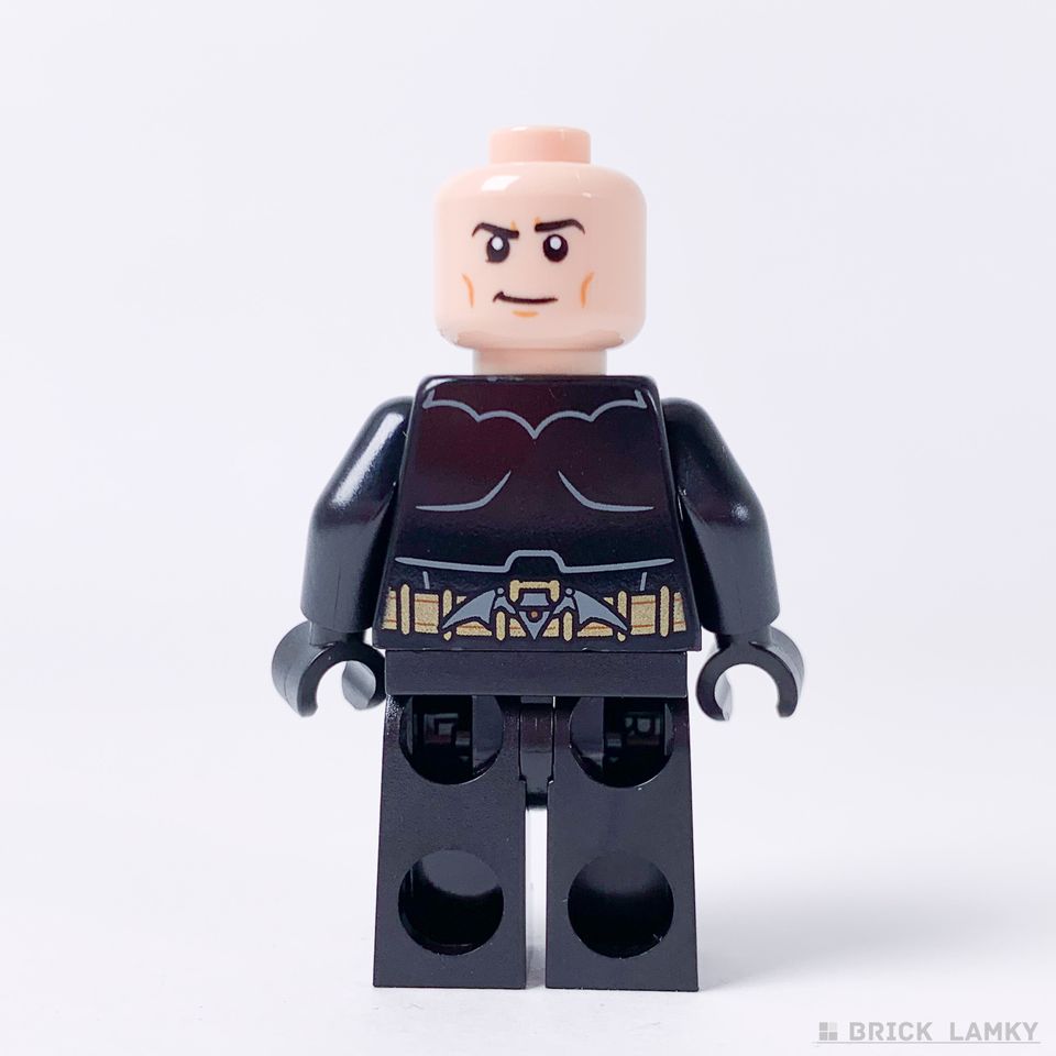 レゴ DC バットマン1992（30653）のバットマンのミニフィグ（笑顔）