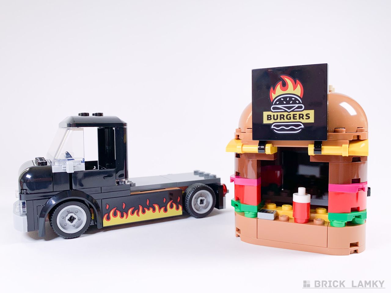 レゴ シティ バーガートラック（60404）の屋台を外した状態