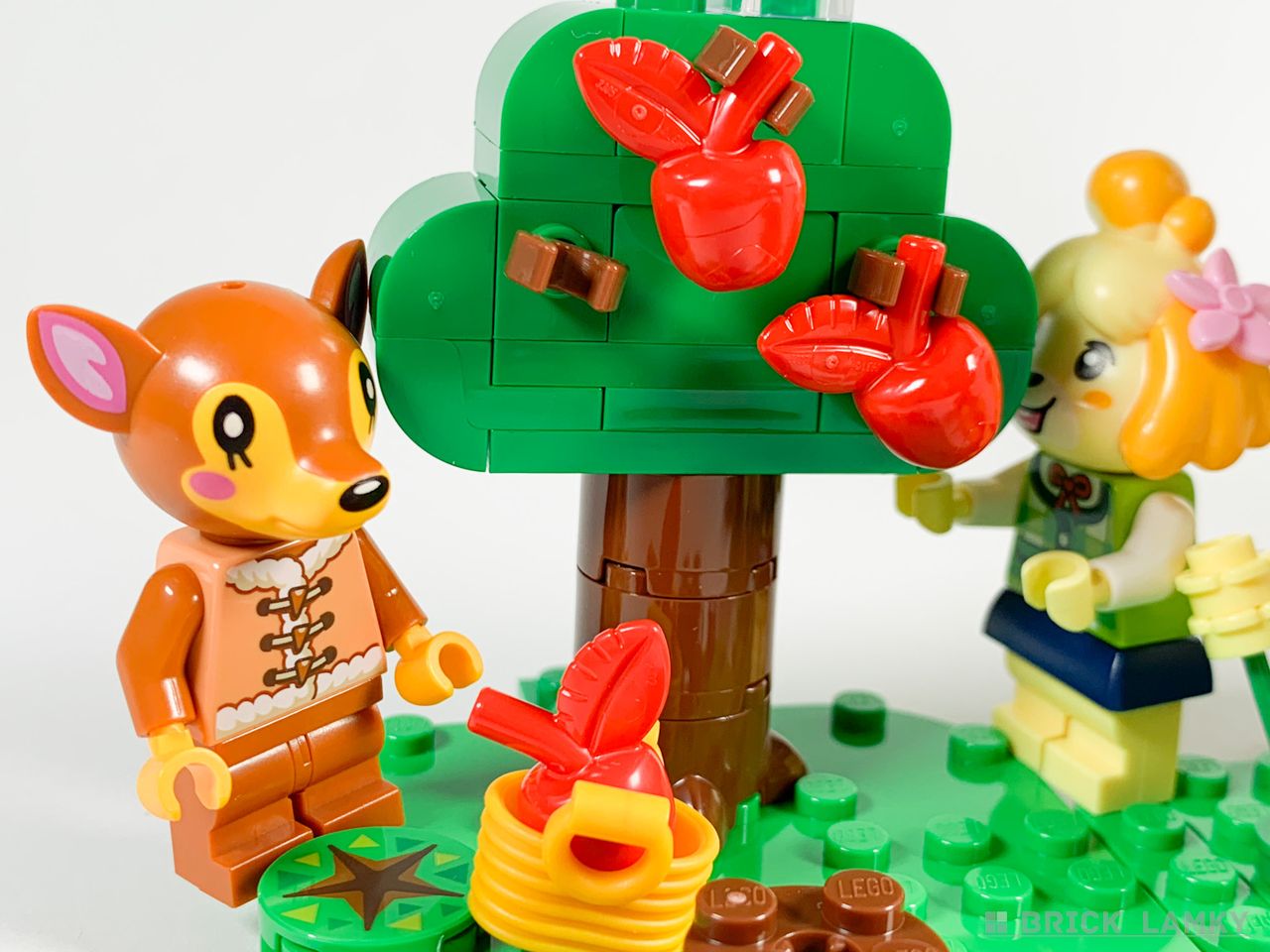 レゴ どうぶつの森 しずえさん、おうちにようこそ（77049）のりんごの木