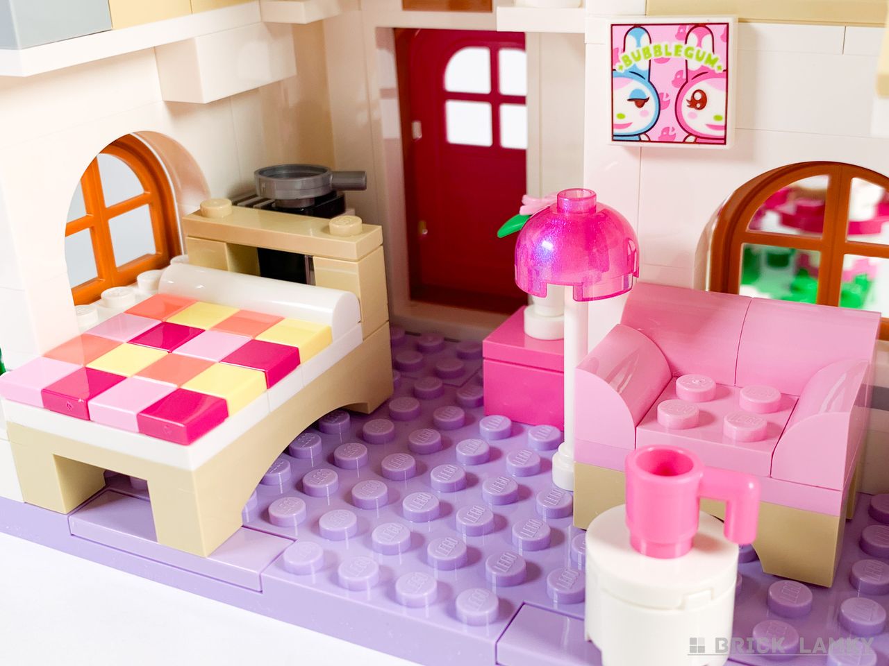 レゴ どうぶつの森「タヌキ商店とブーケの家（77050）」のブーケの家の模様替え