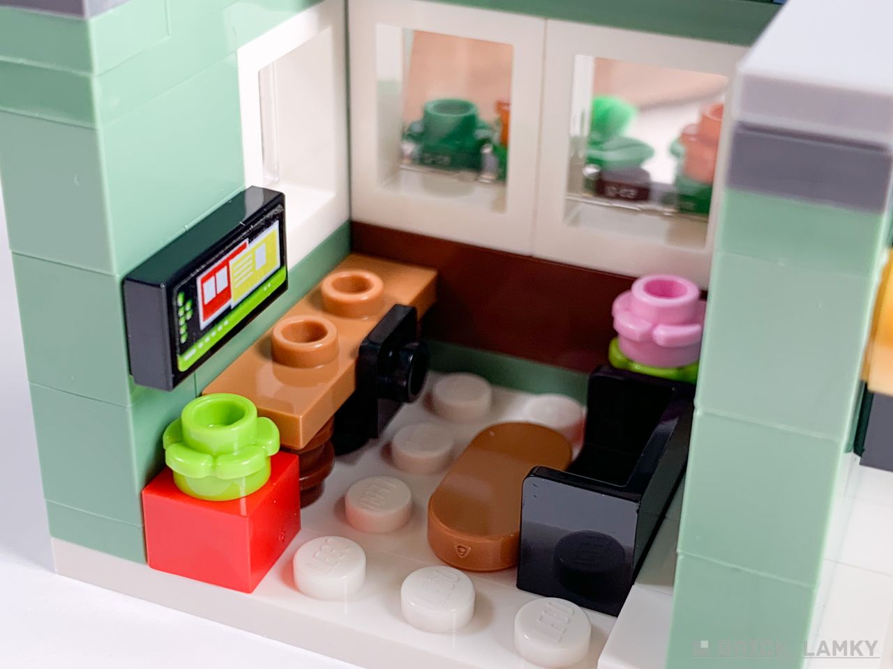 レゴ フルーツパーラー（40684）の仕事部屋