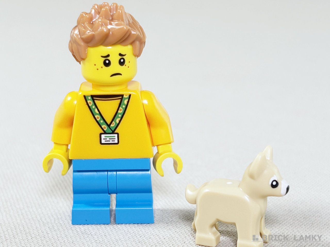 2026年4月の新パーツのドッグトレーナーと犬